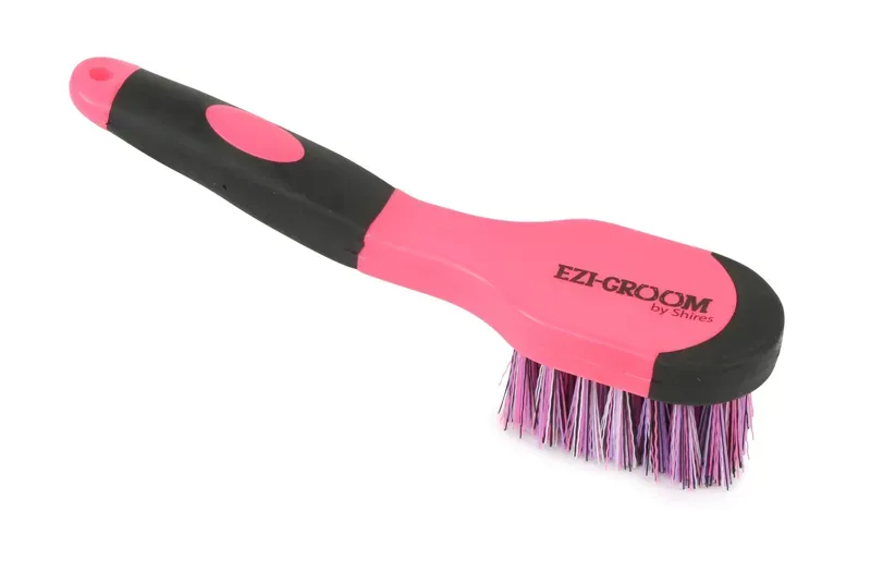 Ezi-Groom Grip Bucket Brush in Pink