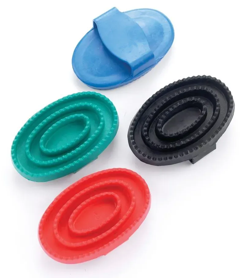 Lincoln Horse Care Accessories Rubber Curry Comb in Black