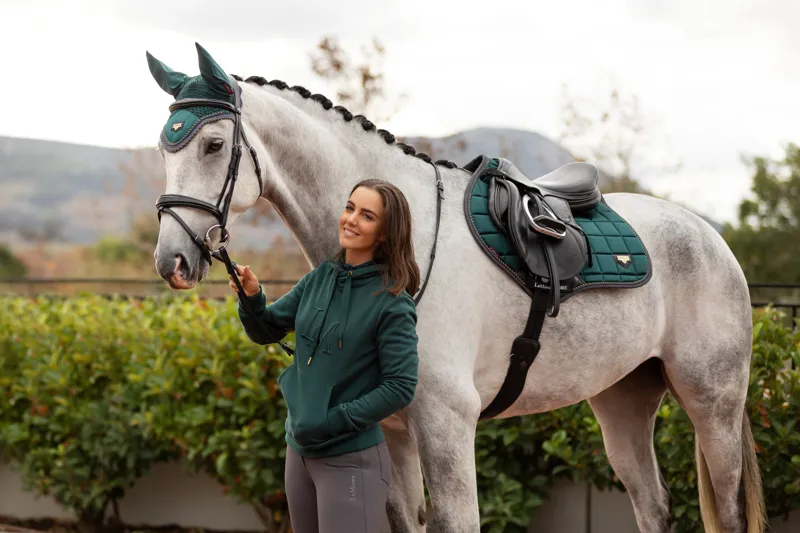 LeMieux Loire Classic Close Contact Square Spruce-4