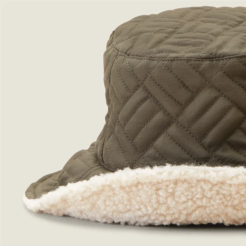 Ariat - Reversible Quilted Bucket Hat-1